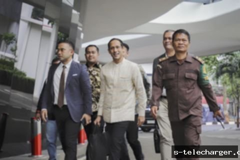 Nadiem Makarim Diperiksa Kejagung: Ada Apa dengan Pengadaan Laptop?